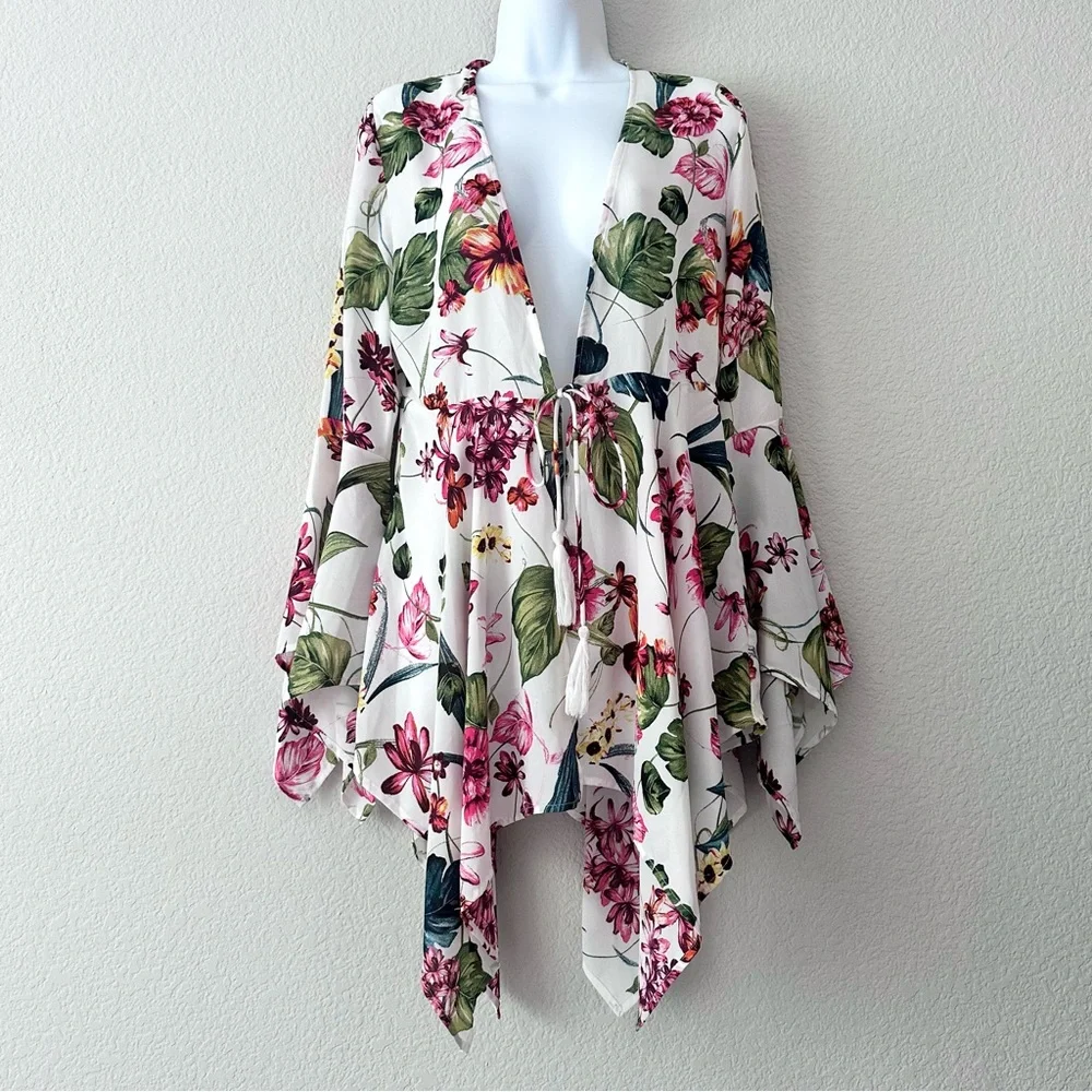 Tropical Bell Sleeve Kimono Top - Picture 4 of 8